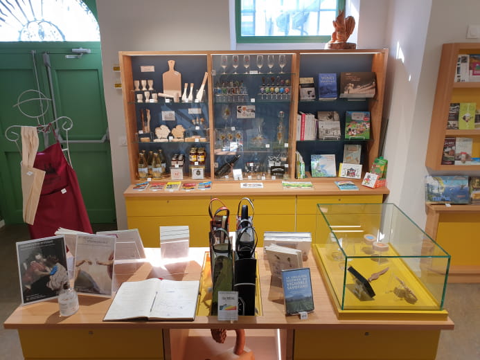Boutique du musée - Musée de la vigne et du vin de Savoie - Montmélian